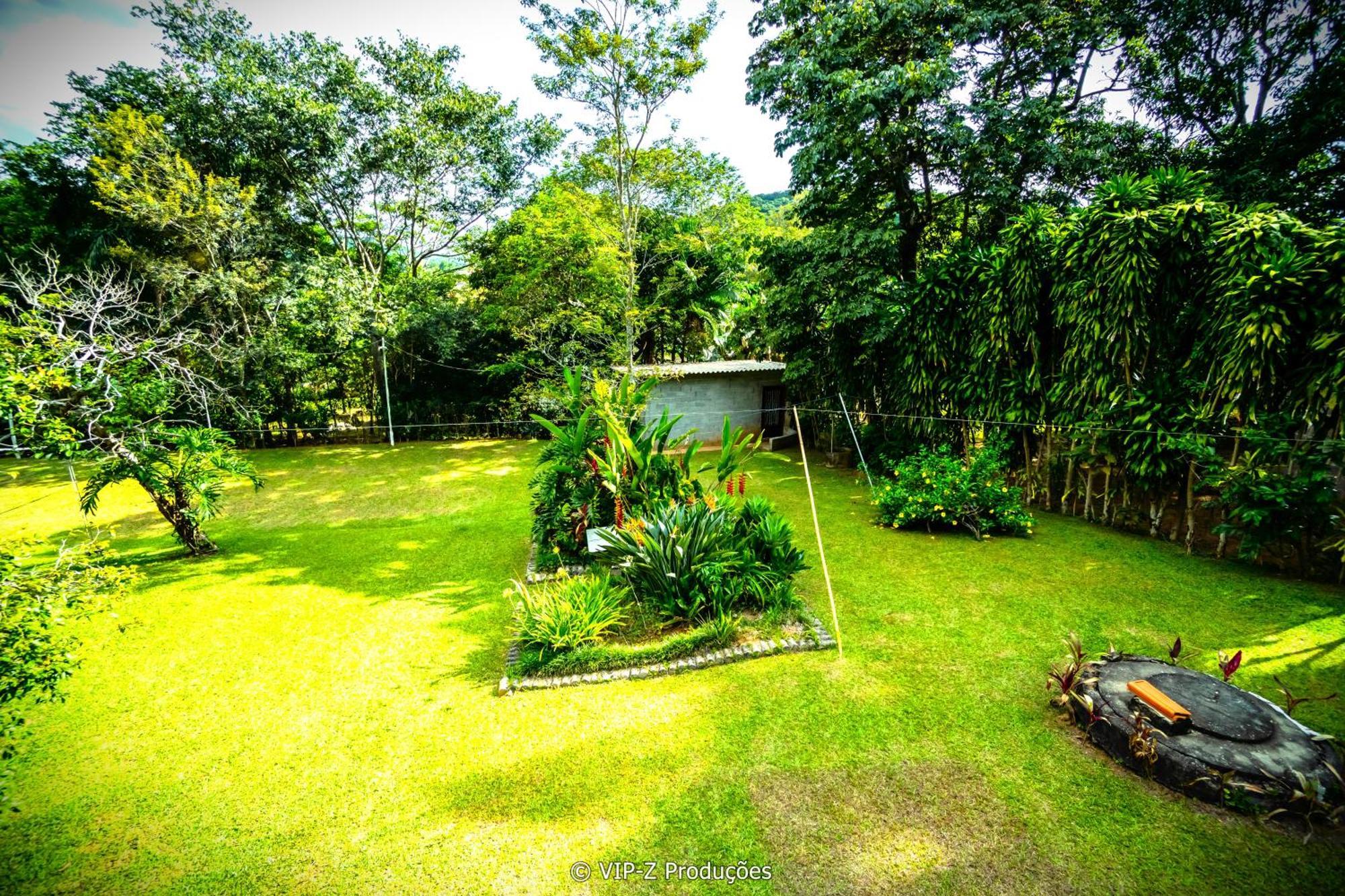 Chacara Com Casa Na Arvore *